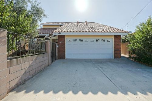 17031 Ward St, Fountain Valley, CA, 92708-3824 | Card Image