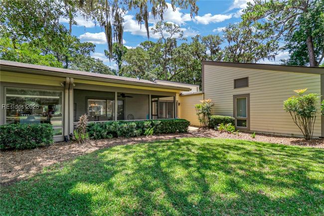 APT-391 - 15 Calibogue Cay Rd, Condo with 2 bedrooms, 2 bathrooms and null parking in Hilton Head Island SC | Image 12