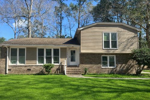 119 Dunbury Dr, Summerville, SC, 29485-8611 | Card Image