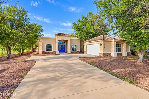 1045 Maximo St, El Paso, TX, 79932-4219 | Card Image