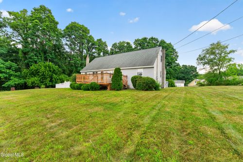 27 Fellows Rd, Halfmoon, NY, 12065-4614 | Card Image