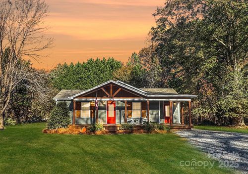 1429 Beth Haven Church Rd, Denver, NC, 28037-8130 | Card Image