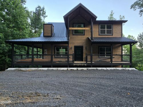 535 Forrest Springs Dr, Gatlinburg, TN, 37738-4756 | Card Image
