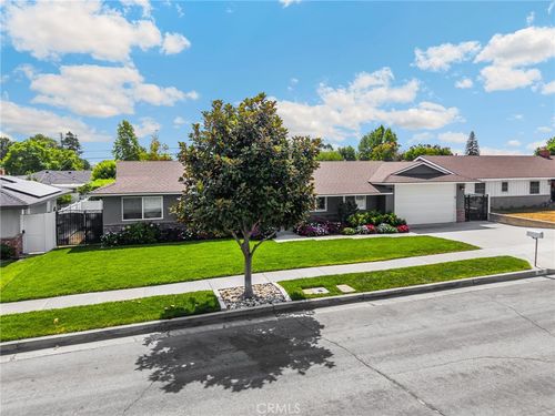 900 Brookdale Ave, La Habra, CA, 90631 | Card Image