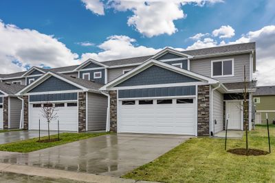 243 Nw Waverly Drive, Condo with 2 bedrooms, 1 bathrooms and null parking in Waukee IA | Image 1