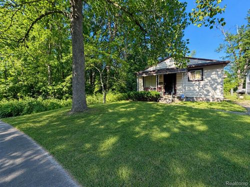 15949 Winston, Redford, MI, 48239-3642 | Card Image
