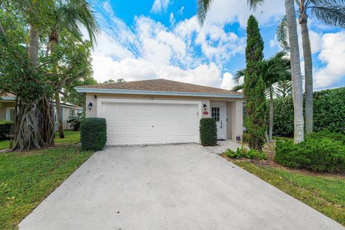 5427 Club Cir, Haverhill, FL, 33415-1261 | Card Image