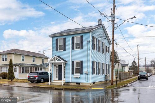 949 Grand St, Danville, PA, 17821-2188 | Card Image