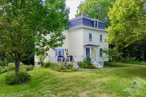 41 Church Street, Deer Isle, ME, 04627 | Card Image