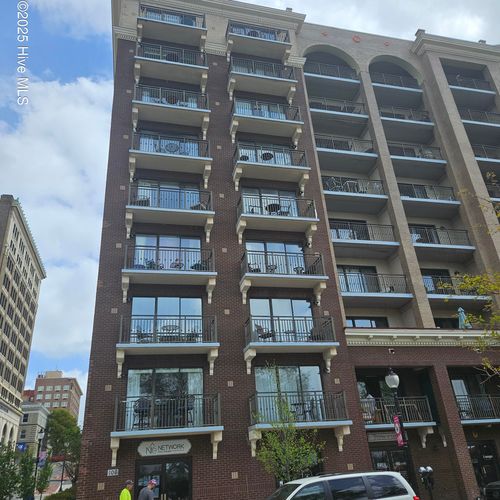 205-and-206-106 N Water St, Wilmington, NC, 28401-3954 | Card Image