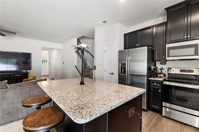 10909 Genito Square Dr, Townhouse with 3 bedrooms, 3 bathrooms and null parking in Midlothian VA | Image 11
