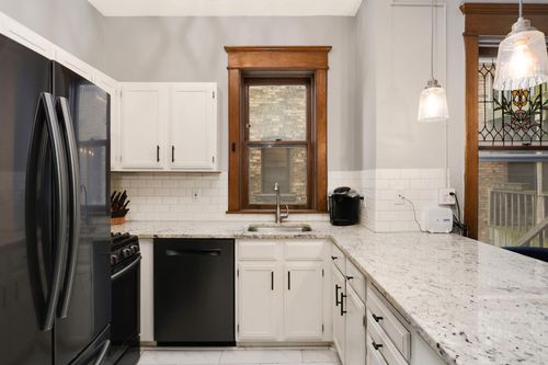 apt-4-635 Grand Ave, SAINT PAUL, MN, 55105-3411 | Card Image
