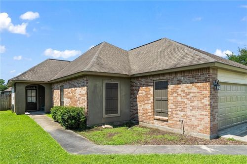 3346 Southlake Ave, Baton Rouge, LA, 70810-0402 | Card Image
