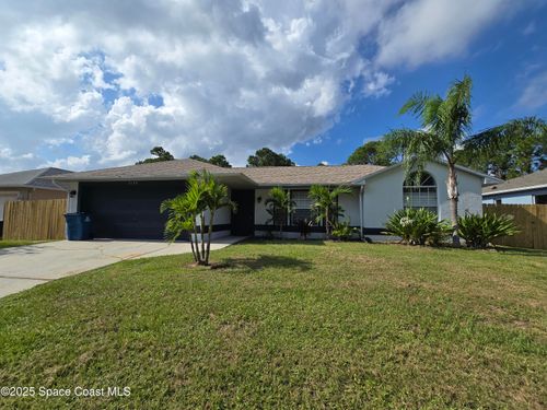 2195 Trillo Rd Se, Palm Bay, FL, 32909-5812 | Card Image
