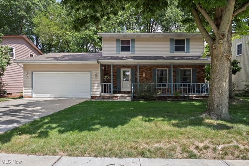1009 Washington Dr, Grafton, OH, 44044-1210 | Card Image