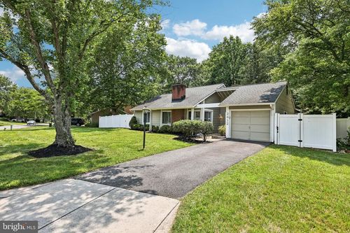 2412 Panther Ln, BOWIE, MD, 20716-1403 | Card Image