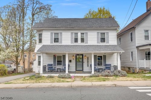 11 Youmans Ave, Washington, NJ, 07882-1821 | Card Image