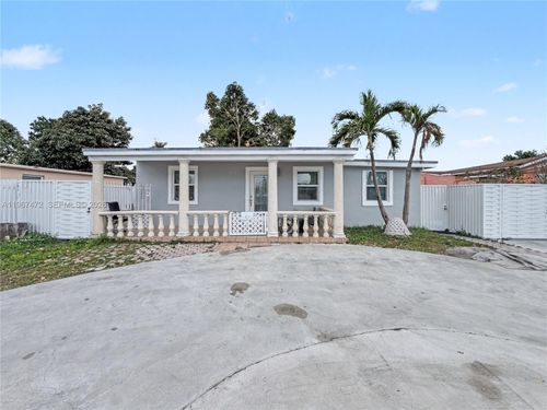 9560 Nw 32nd Ave, Miami, FL, 33147-2716 | Card Image