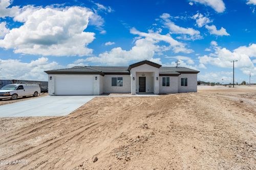 2228 S Hassayampa Rd, Tonopah, AZ, 85354 | Card Image