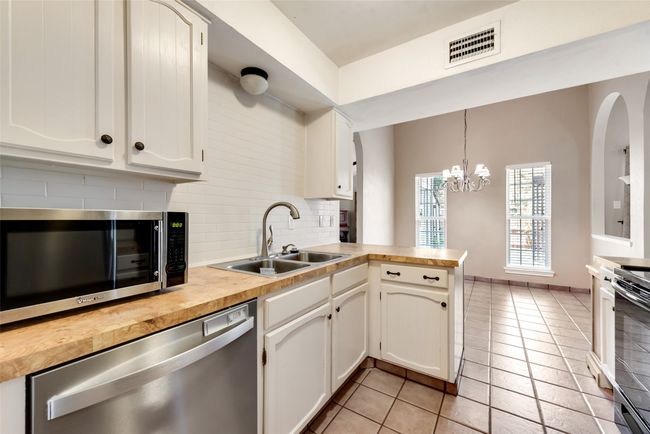3712 Viewmont Dr, House other with 3 bedrooms, 2 bathrooms and null parking in Carrollton TX | Image 9