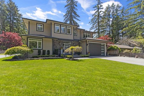 643 Mountain View Rd, Cultus Lake, BC, V2R4Z6 | Card Image