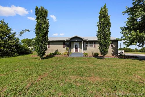 8841 Brock Rd, Ardmore, OK, 73401-7235 | Card Image