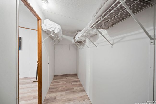 Primary Closet | Image 32
