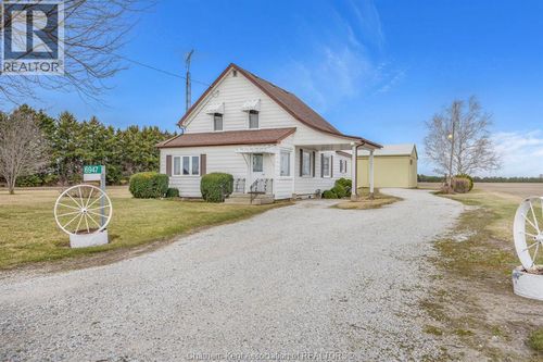 6947 St Philippes Line, Grande Pointe, ON, N0P1S0 | Card Image