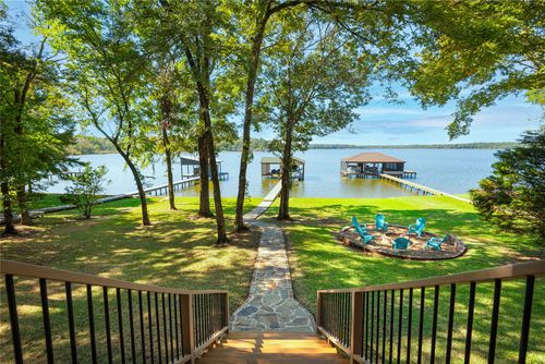 560 Private Road 52444, Leesburg, TX, 75451-2327 | Card Image