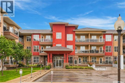 318-1035 Moss Ave, Saskatoon, SK, S7H2E5 | Card Image