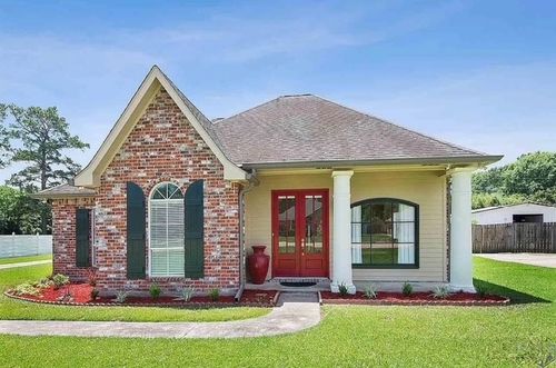 7432 Lake Meadow Drive, Livingston, LA, 70706 | Card Image
