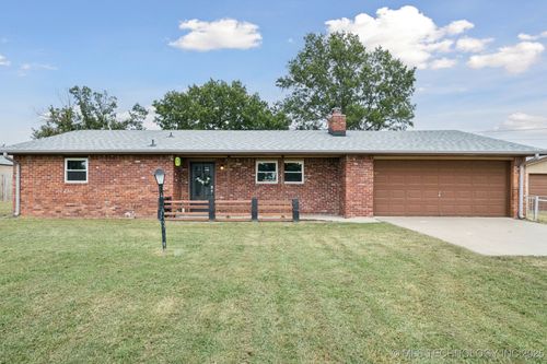 29530 3950 Rd, Ochelata, OK, 74051-2455 | Card Image