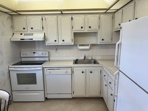 apt-202-7805 W Atlantic Blvd, Margate, FL, 33063-4102 | Card Image