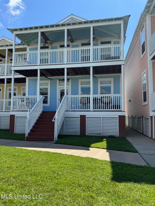 104-1515 E Beach Blvd, Pass Christian, MS, 39571-4916 | Card Image