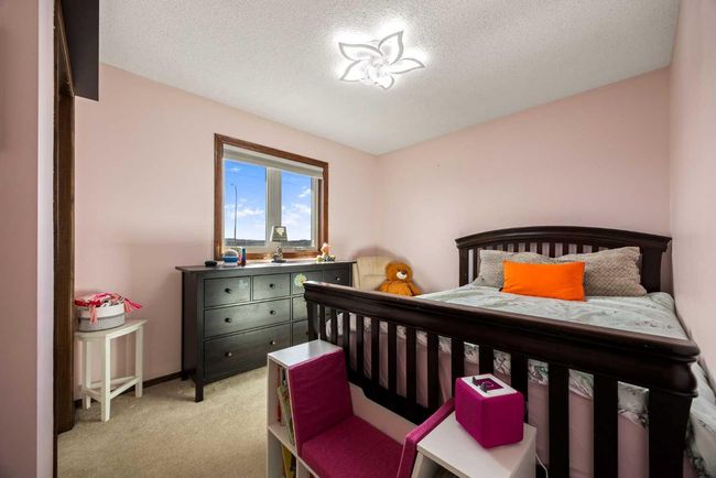 174 Chapalina Terr Se, House other with 4 bedrooms, 4 bathrooms and 4 parking in Calgary AB | Image 16
