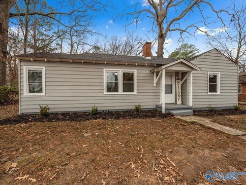 1605 7th St Se, Decatur, AL, 35601-3517 | Card Image