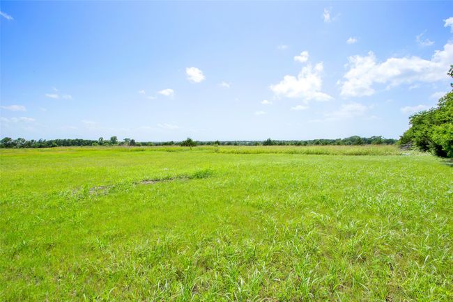 View of yard featuring a view of rural / pastoral area | Image 6