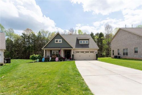 4593 Olivine Ln, Pfafftown, NC, 27040-9838 | Card Image