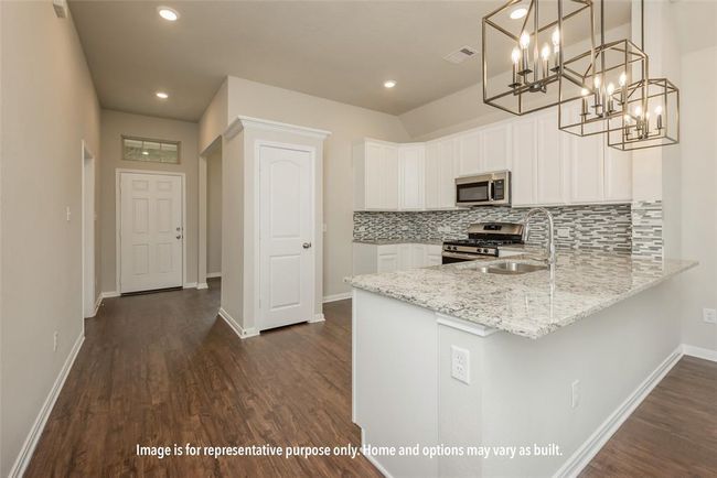 1451 Lake Ridge Dr, House other with 3 bedrooms, 2 bathrooms and 2 parking in Brenham TX | Image 4