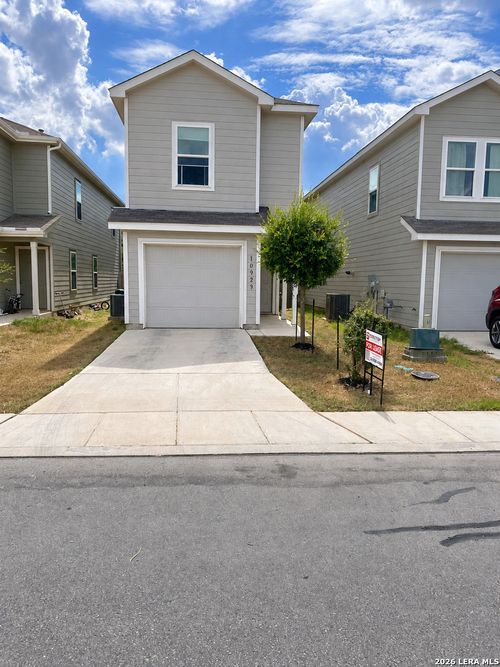 10929 Presa Way, San Antonio, TX, 78223-4783 | Card Image