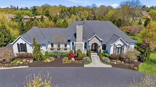 5104 Rollman Estates Dr, Cincinnati, OH, 45236-1464 | Card Image