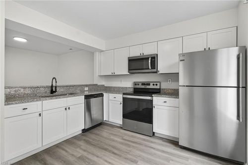 408 Joel Ct, Newport News, VA, 23608-8633 | Card Image