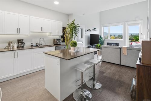 610-2843 Jacklin Rd, Victoria, BC, V9B4P4 | Card Image