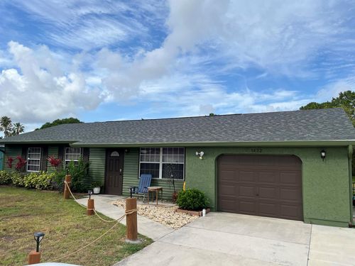 1422 Se Arenson Ln, Port St. Lucie, FL, 34952-7819 | Card Image