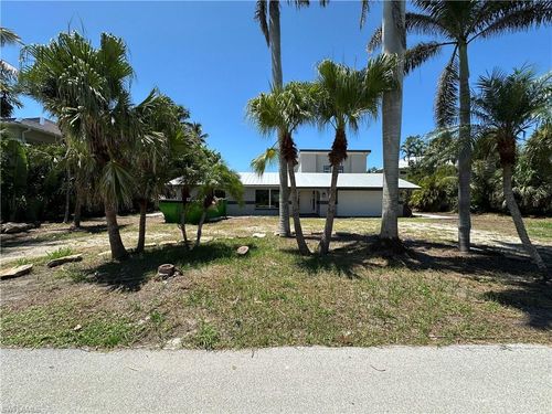 3784 Coquina Dr, SANIBEL, FL, 33957-5216 | Card Image