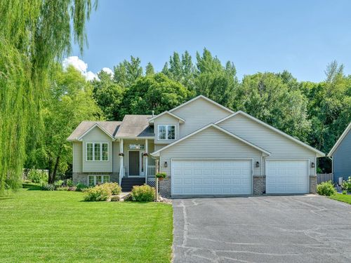 1483 Woods Creek Dr, Delano, MN, 55328-9266 | Card Image