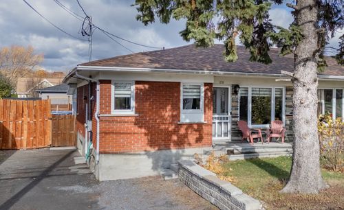 {{alt}} | Card Image