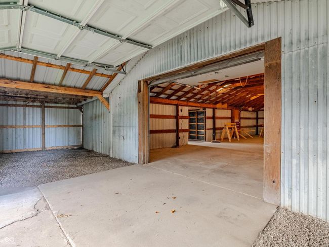 Inside view of Pole Barn | Image 9