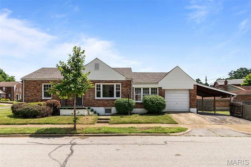 6736 Julian Ave, Saint Louis, MO, 63130-2411 | Card Image