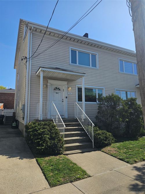 1710 Brookhaven Ave, Far Rockaway, NY, 11691-4408 | Card Image